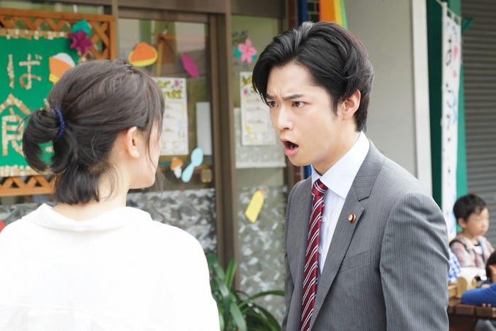 篠原涼子、千葉雄大/「民衆の敵」第4話より(C)フジテレビ