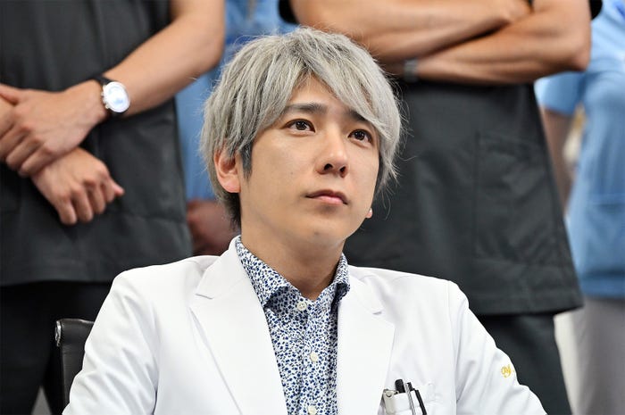 二宮和也「ブラックペアン シーズン2」第6話より(C)TBS