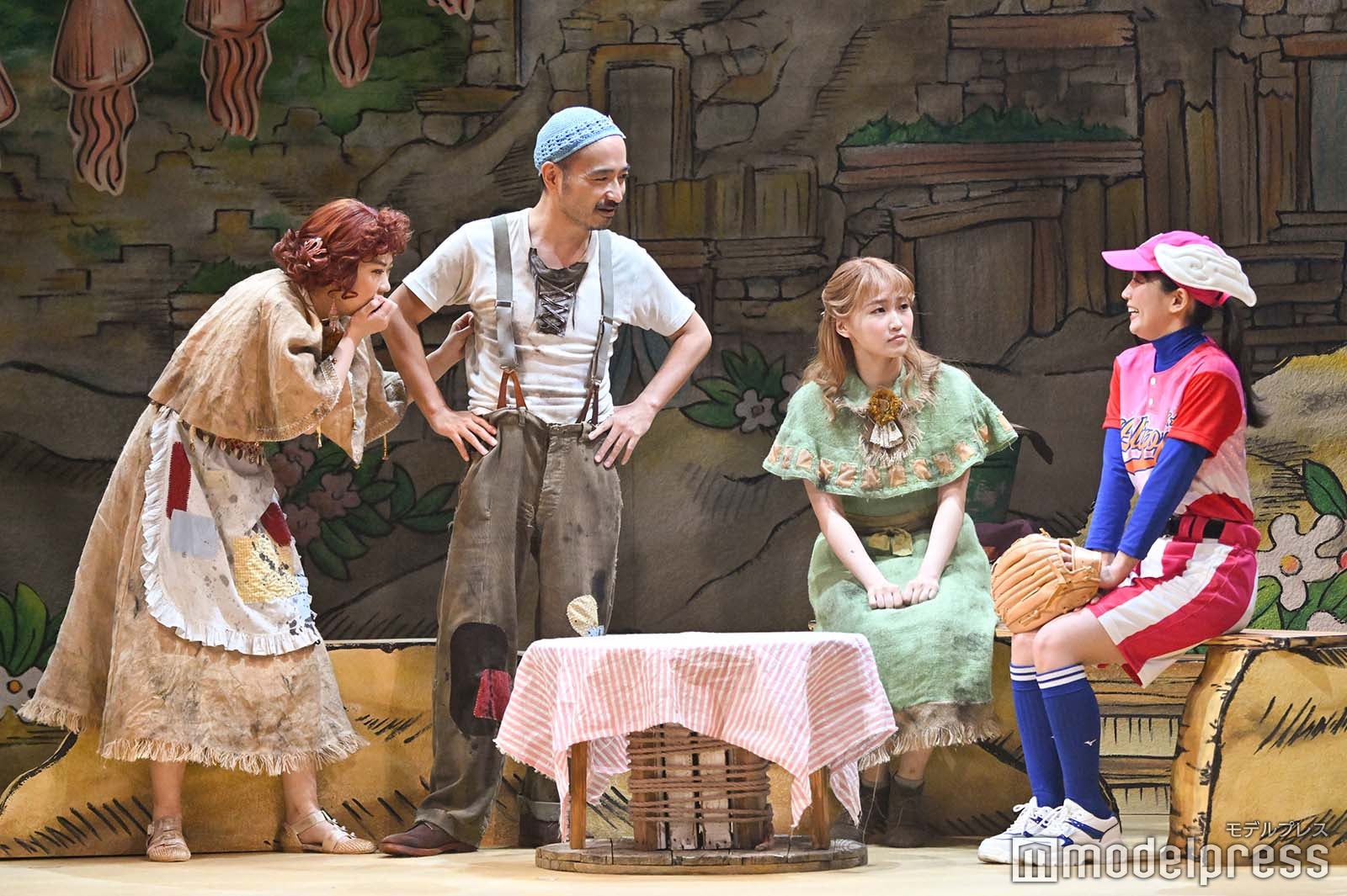 吉岡里帆ら出演者のゲネプロの様子 （C）モデルプレス