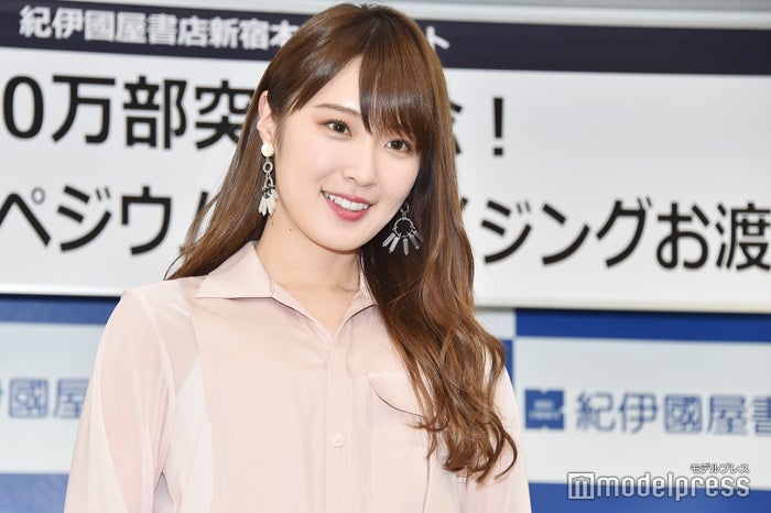 乃木坂46高山一実 Instagram開設にファン歓喜 初小説 トラペジウム 秘話明かす モデルプレス