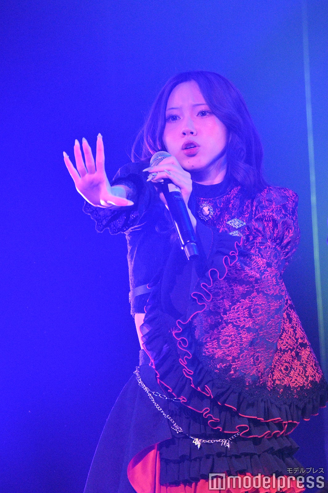 AVAM（C）モデルプレス