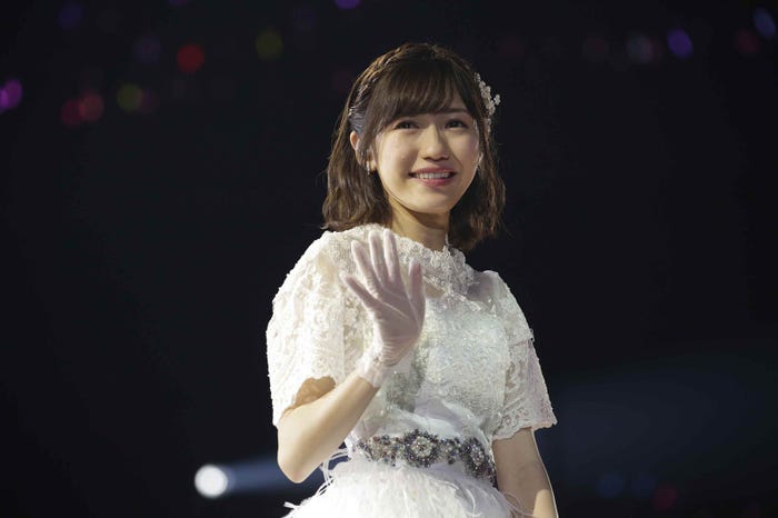 渡辺麻友卒業コンサートより(C)フジテレビ
