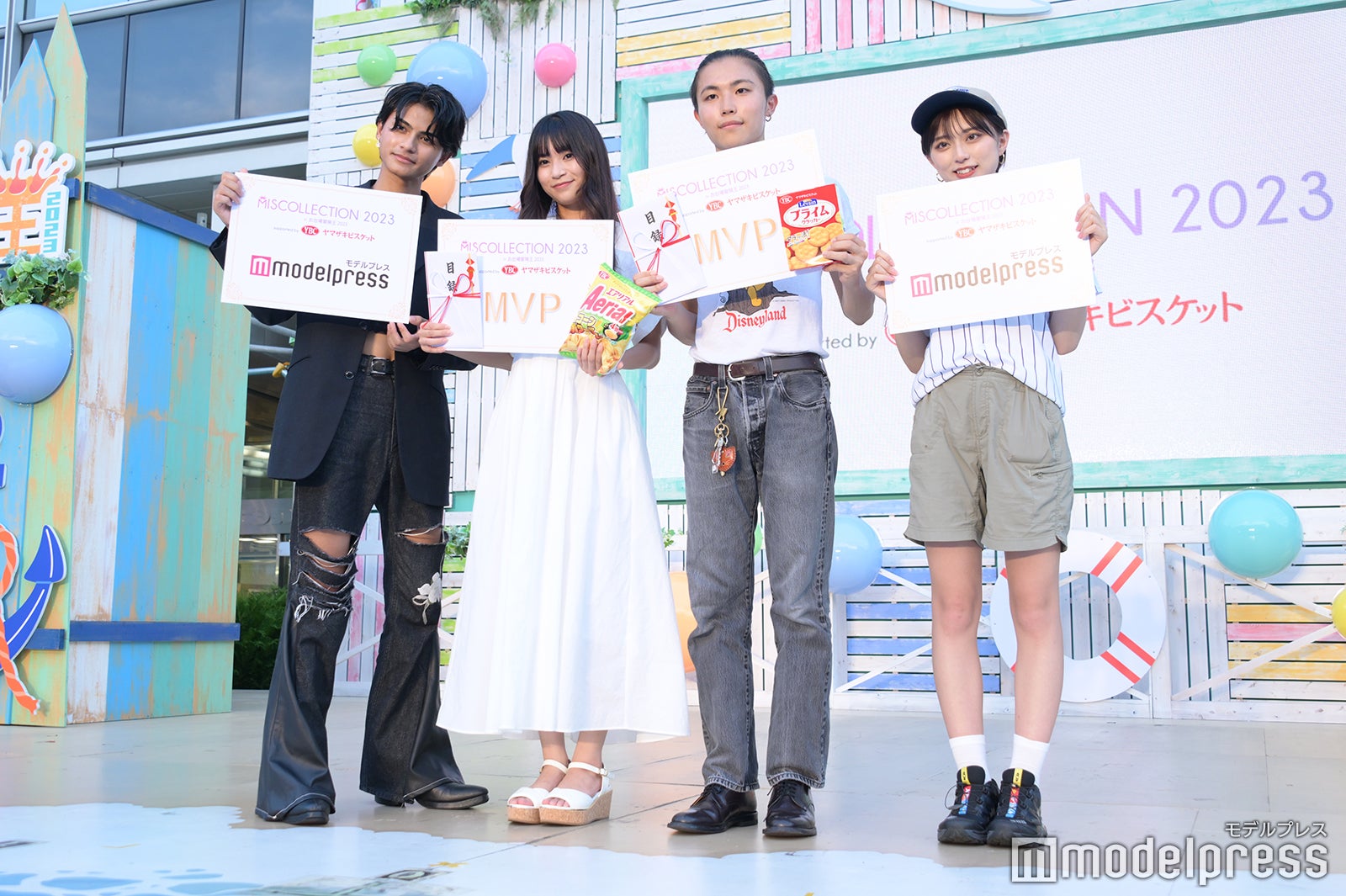 レキムニャット アンさん、杉山緋那さん、古瀧颯さん、小西莉々栞さん（C）モデルプレス