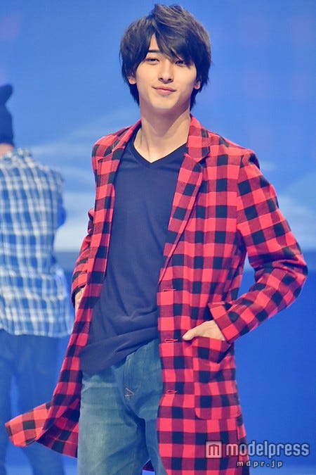 横浜流星 舞台 スーパーダンガンロンパ2 で単独初主演 本人コメント モデルプレス 横浜流星 舞台 スーパーダンガンロンパ2 で単独初主演 本人コメント モデルプレス