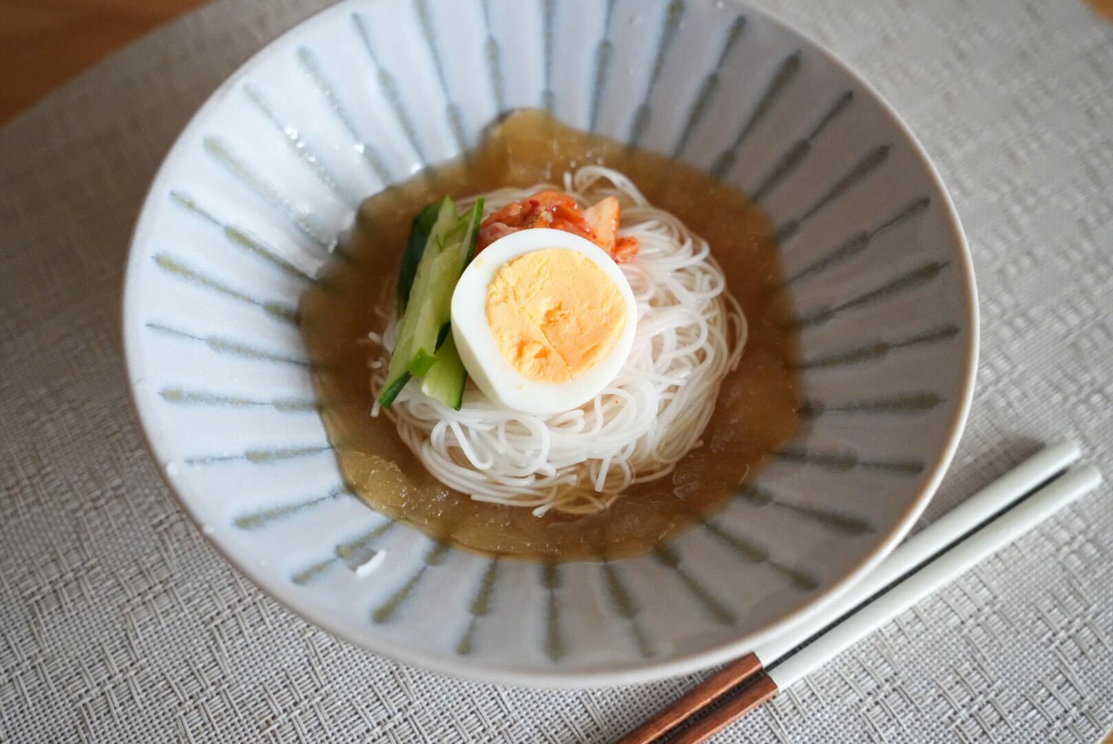 凍らせるだけでこんなに変わる!? シャリっと新食感の“冷やそうめんつゆ”を試してみた