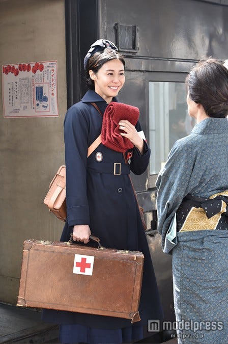 松嶋菜々子(左)(C)TBS