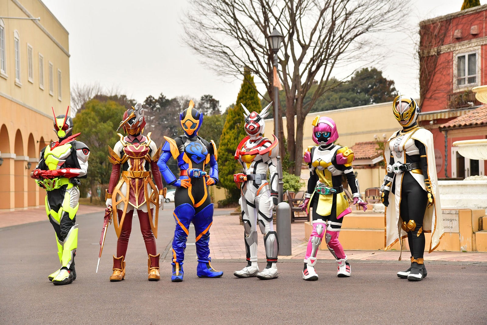 「仮面ライダージャンヌ＆仮面ライダーアギレラ withガールズリミックス」（C）東映特撮ファンクラブ　（C） 2021 石森プロ・テレビ朝日・ADK EM・東映