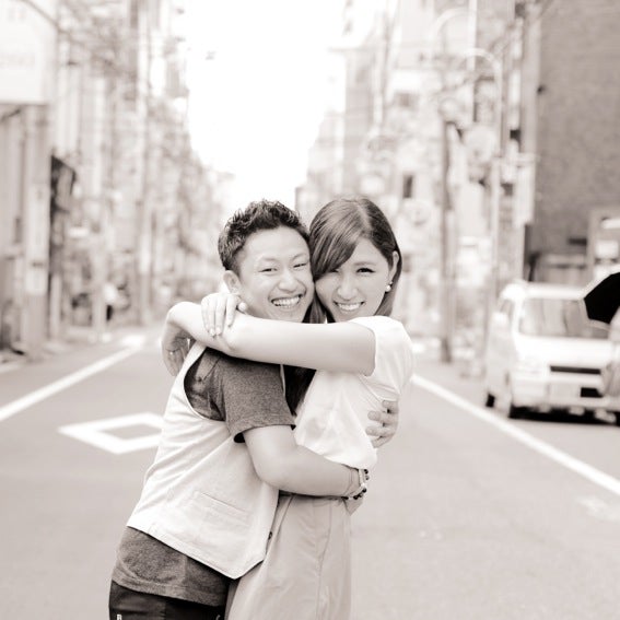 性別が逆転したおなべ＆ニューハーフカップル／「東京グラフィティ」10月号より（画像提供：グラフィティ）