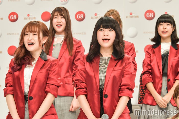 いつものアカペラで自己紹介も (C)モデルプレス