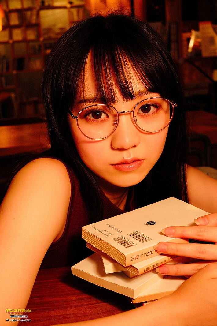 藤本沙羅（C）笠井爾示／ヤンマガWeb