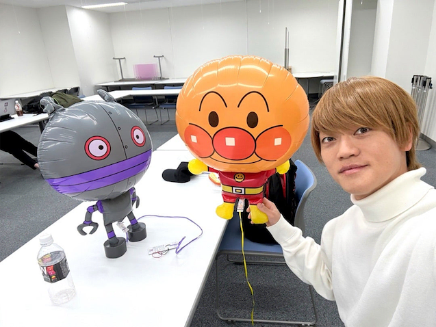 おばたのお兄さん、アンパンマン風船を新幹線で持ち帰り「恥ずかしさより息子の笑顔」