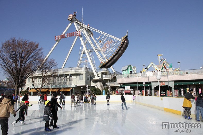 屋外アイススケートリンク／画像提供：としまえん