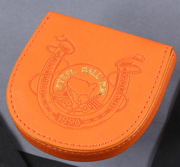 オリジナルグッズ『ジョジョの奇妙な冒険 Part 7 スティール・ボール・ラン』コインケース<br />　　(c)LUCKY LAND COMMUNICATIONS／集英社