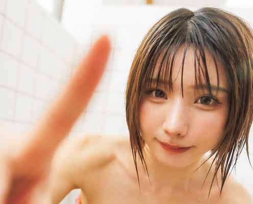 えなこ、美谷間くっきり濡れビキニ姿「ヤンジャン」表紙登場