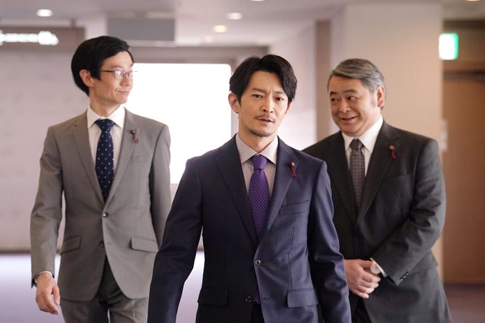 津田健次郎ら/「リバーサルオーケストラ」第6話より(C)日本テレビ