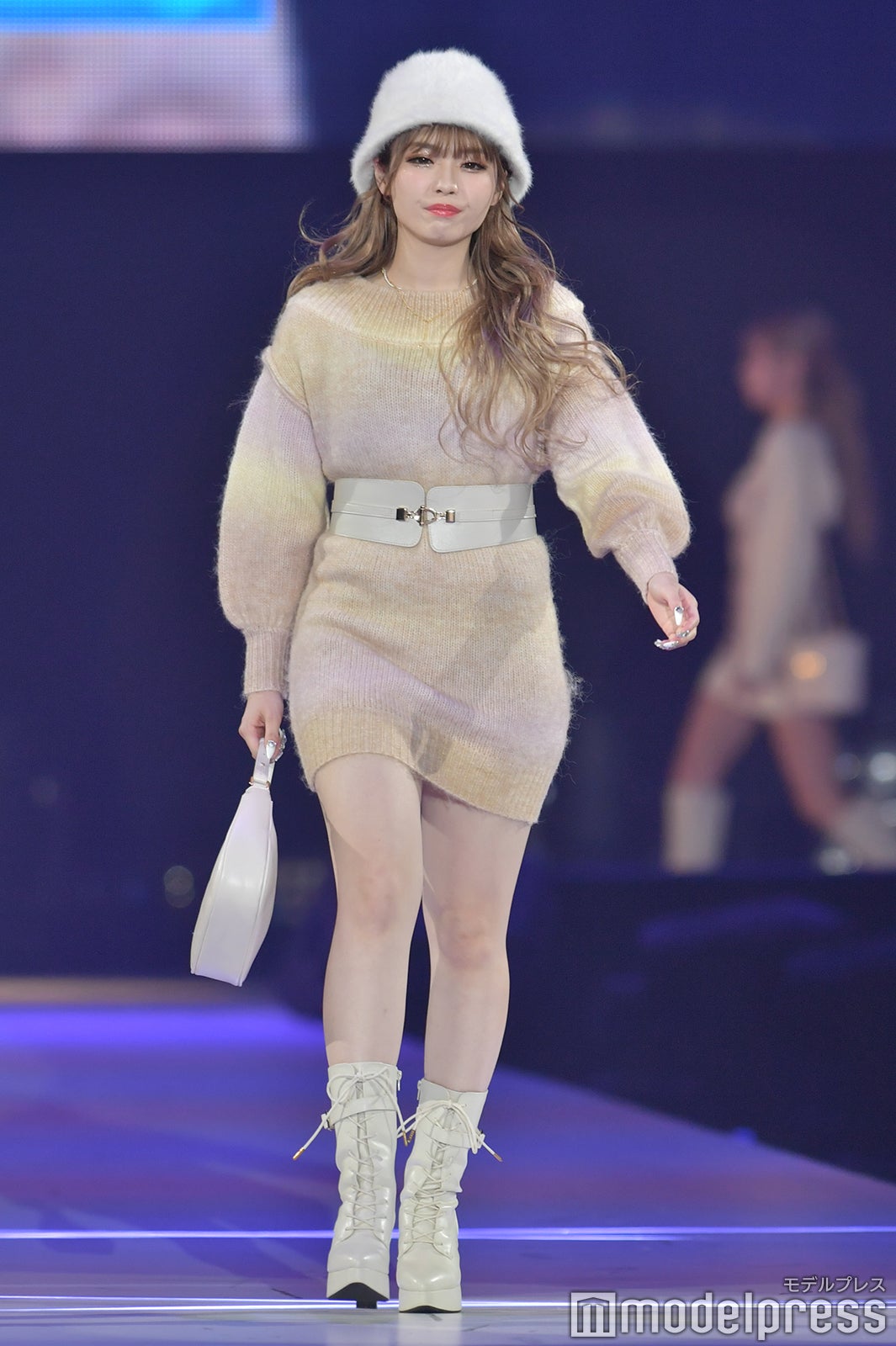 （C）モデルプレス