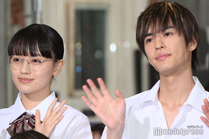 上坂樹里、奥野壮(C)モデルプレス