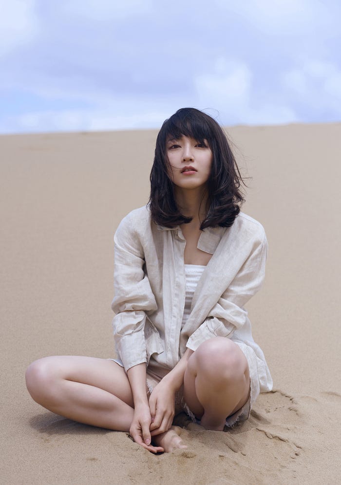 吉岡里帆(C)熊谷貫/週刊プレイボーイ