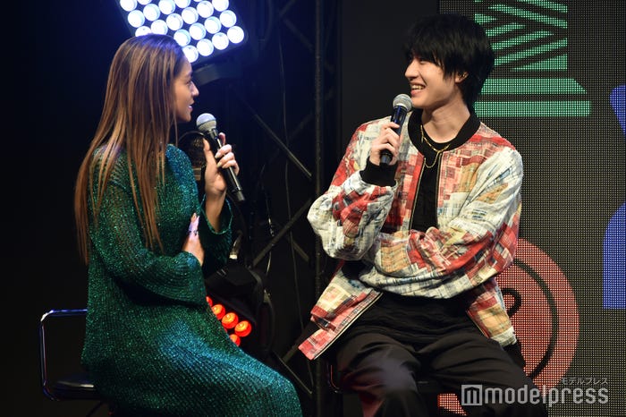 池田美優、桜田通(C)モデルプレス