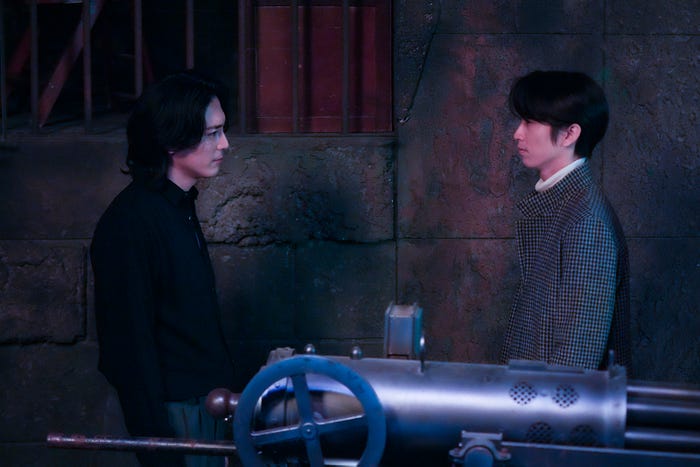 間宮祥太朗、田中樹「ACMA:GAME アクマゲーム」最終話より(C)日本テレビ