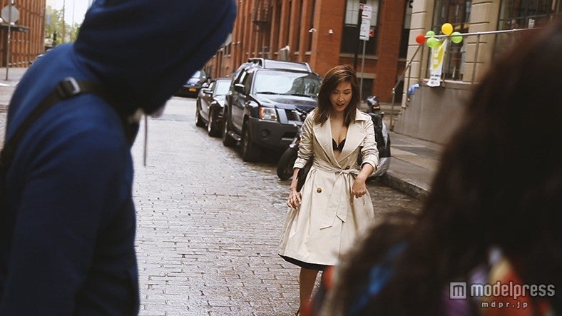 紗栄子／メイキングムービーより