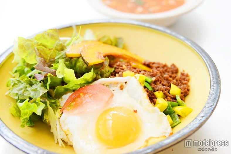 ボリューム満点の「ビバーチェボウル」￥1，000