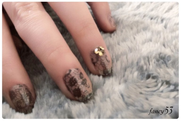 スタンピングネイル……？