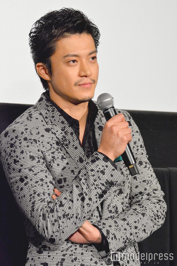 小栗旬 (C)モデルプレス