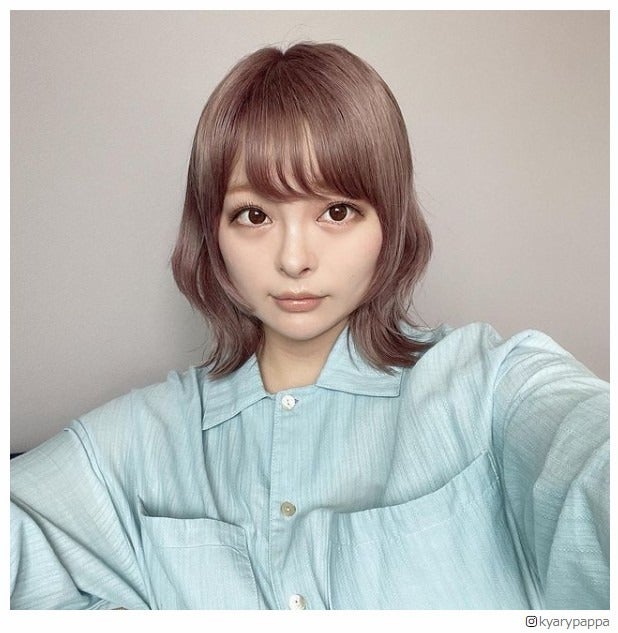 きゃりー セルフで 姫カット に どんな髪型でも似合う 美しい と絶賛の声 モデルプレス きゃりー セルフで 姫カット に どんな髪型でも似合う 美しい と絶賛の声 モデルプレス