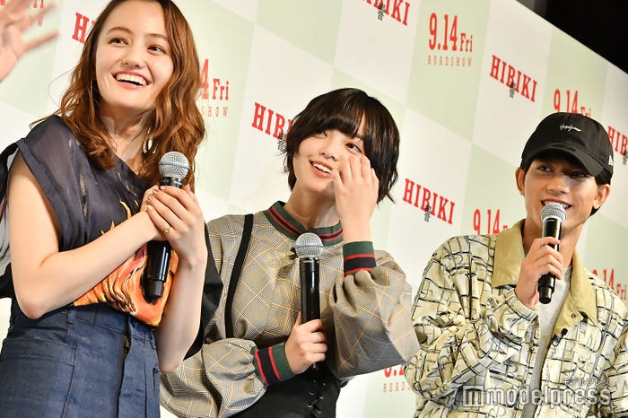 アヤカ・ウィルソン、平手友梨奈、板垣瑞生 (C)モデルプレス