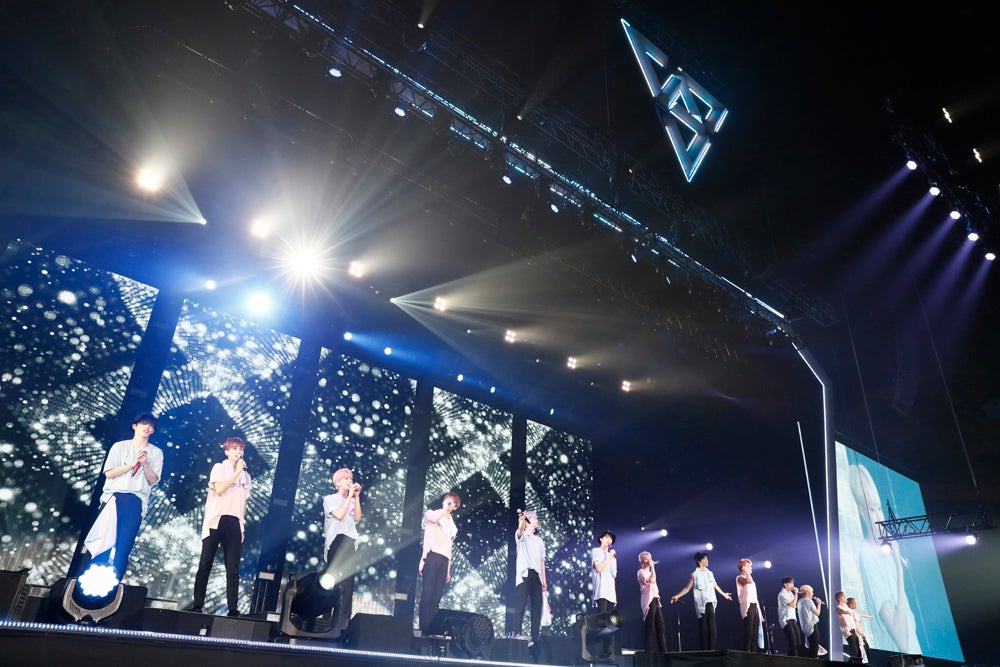 SEVENTEEN（C）PLEDIS