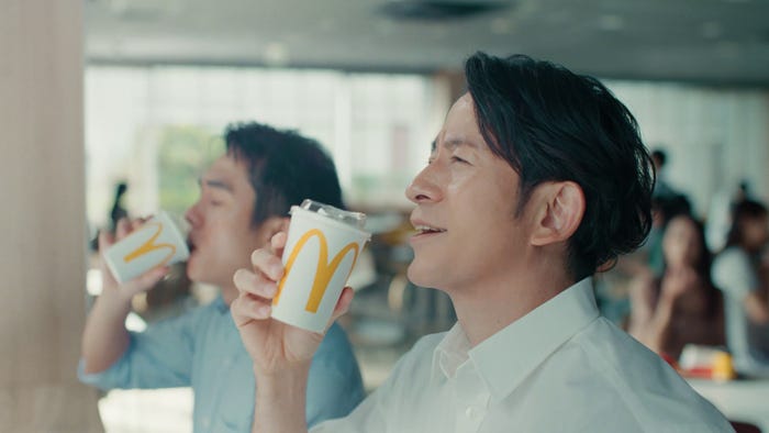 岡田准一/新CM「アイスのコーヒーのみにいこ!」篇より(提供写真)