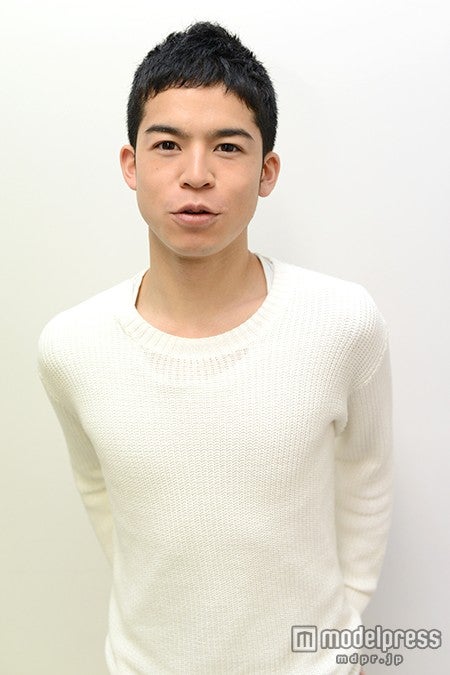 菅谷哲也／ヘアメイク：武部千里