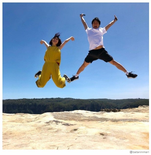 おばたのお兄さん＆フジ山崎夕貴アナ、新婚旅行ショットに反響「ナイス夫婦」