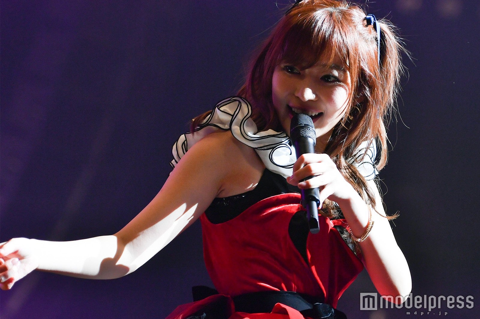 (画像63/77) 指原莉乃初単独コンサートは“1人リクエストアワー” 豪華ゲスト&水着ライブ… 2000人が「りのちゃん」コール<セットリスト/レポ> モデルプレス (画像63/77) 指原莉乃初単独コンサートは“1人リクエストアワー” 豪華ゲスト&水着ライブ… 2000人が「りのちゃん」コール<セットリスト/レポ> モデルプレス