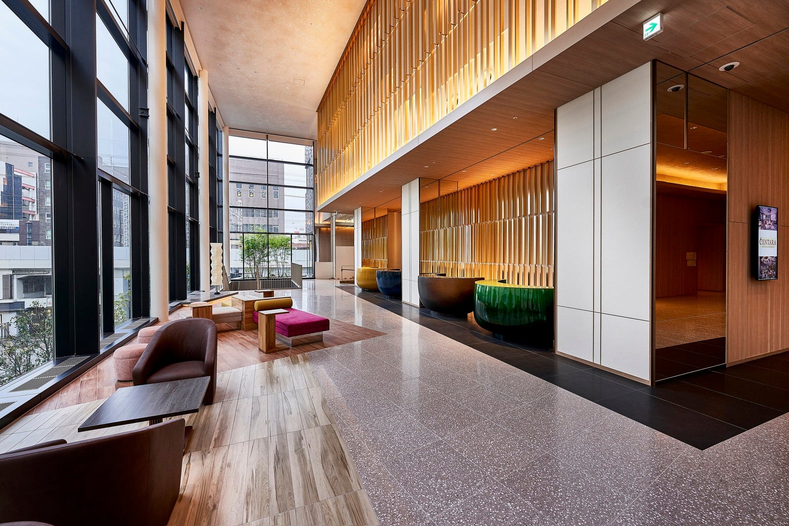 日本初上陸ホテル「センタラグランドホテル大阪」タイの美と⽂化が息づく全515室＆天空のルーフトップレストランも