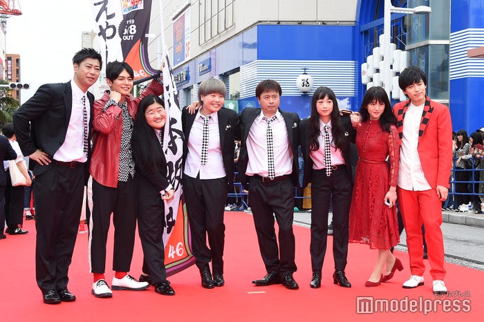 吉本坂46 (C)モデルプレス