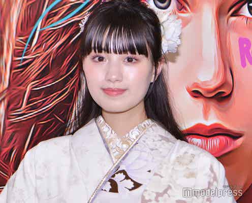 鶴嶋乃愛「大人に必要なものは?」の回答に報道陣感心<関コレ2022S/S>