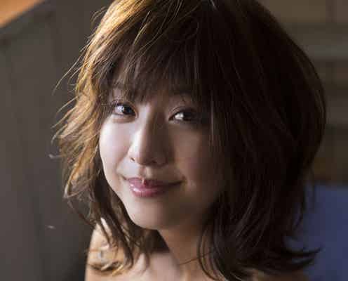 “日本一の恥ずかしがりやアイドル”本郷杏奈、スタッフも驚く妖艶美