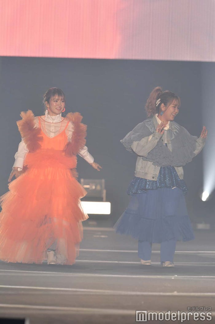 平成フラミンゴ(NICO、RIHO)(C)モデルプレス