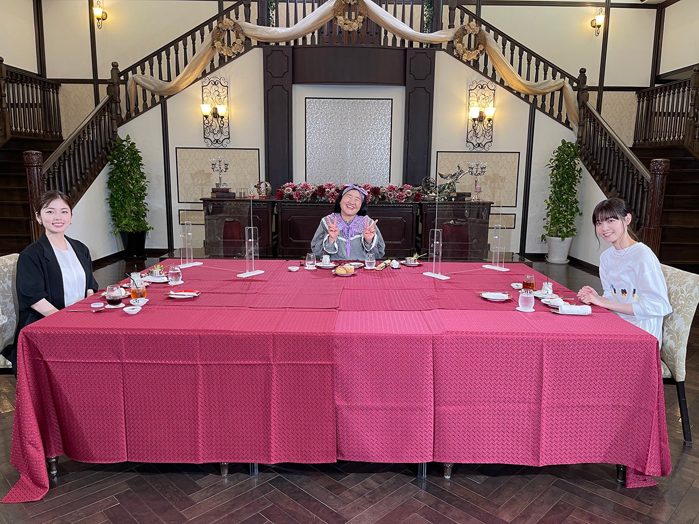 西野七瀬“ドキッとする男性の行動”を次々告白で小芝風花と意気投合