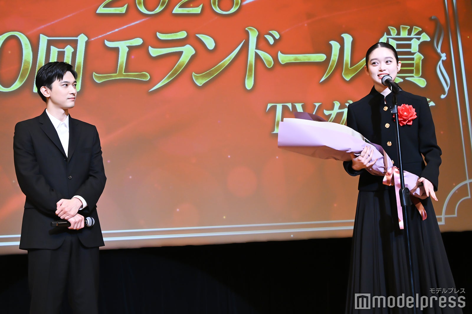 吉沢亮、高石あかり（C）モデルプレス