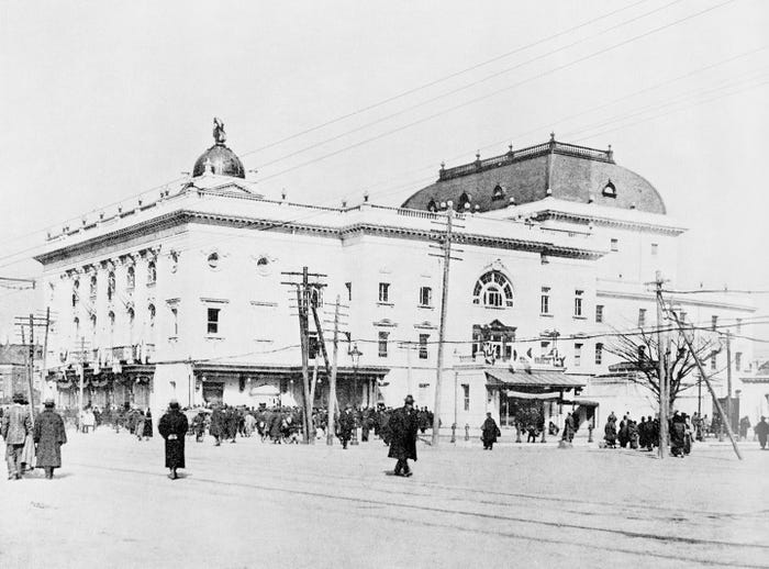 1911年の帝国劇場(提供写真)