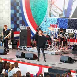「めざましライブ2012」に出演したFTISLAND。左から、スンヒョン、ジェジン、ホンギ、ミンファン、ジョンフン