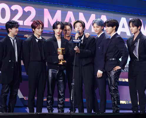 Stray Kids、ドームを“実験室”に ヒョンジンの鋭い眼光際立つ<2022 MAMA AWARDS DAY1>