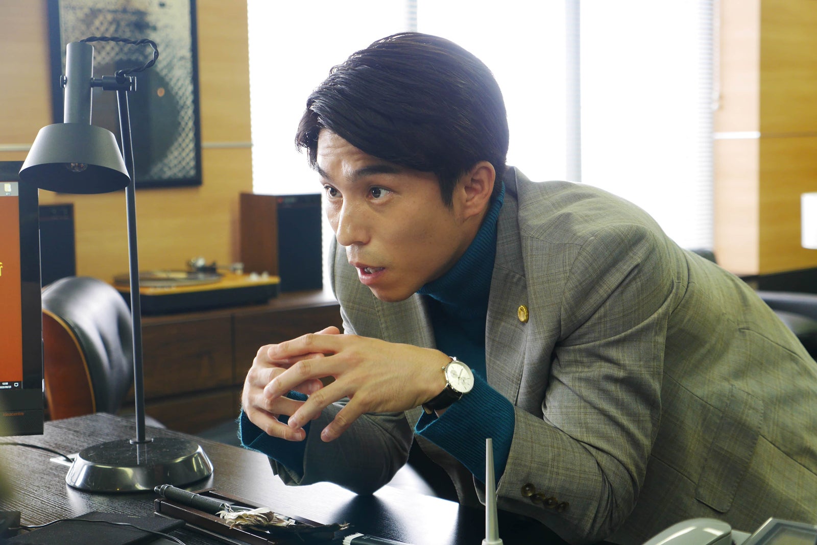 中尾明慶 「ハイエナ」第1話より（C）ドラマ「ハイエナ」製作委員会