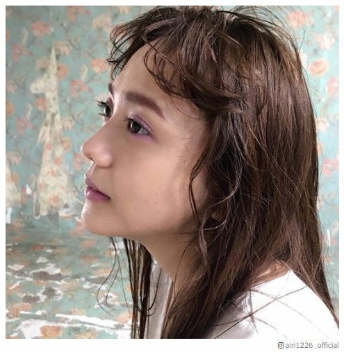 松井愛莉、雰囲気ガラリ！別人級ショットに「大人っぽい」「ドキッとした」ファンから反響