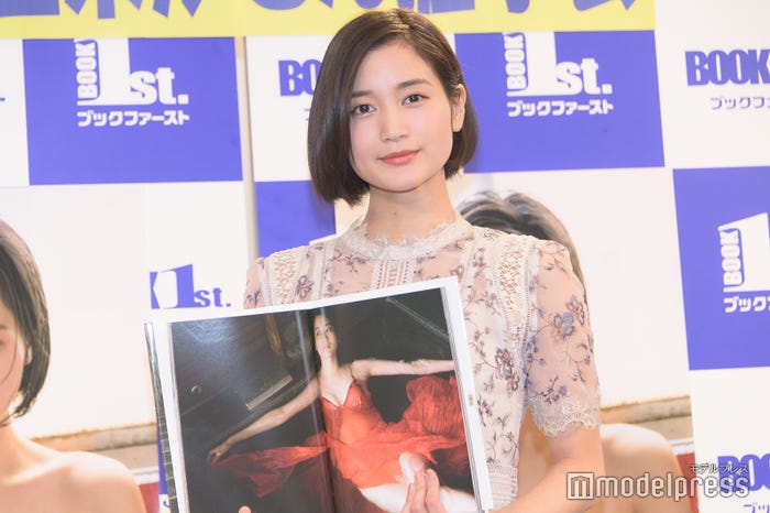 出口亜梨沙(C)モデルプレス