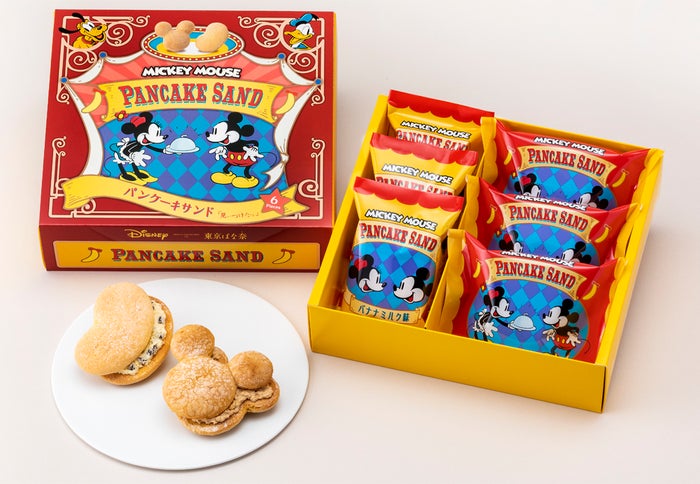 ミッキーマウス／パンケーキサンド「見ぃつけたっ」12枚入 1,080円、24枚入2,160円（C）Disney