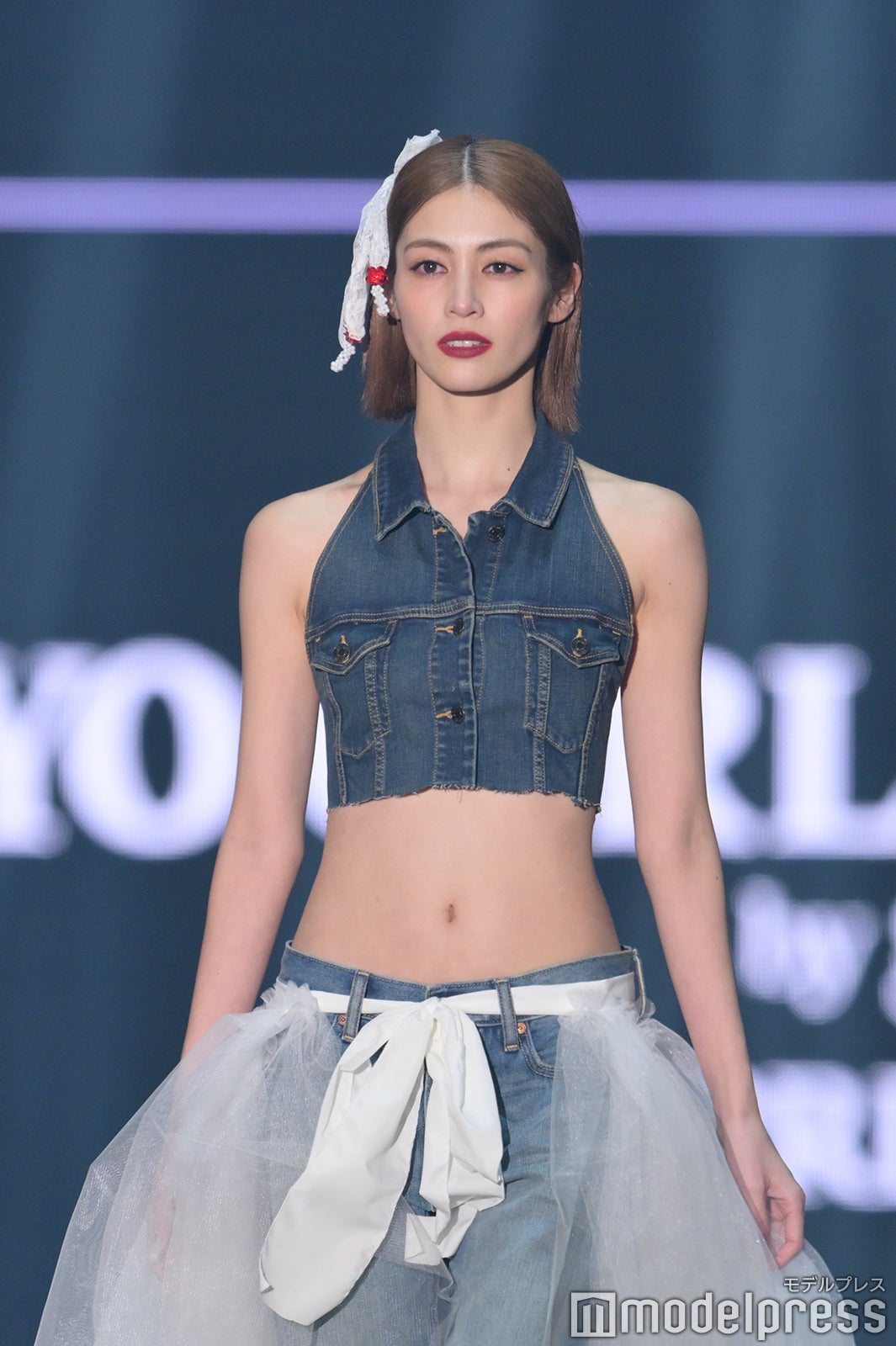 （C）モデルプレス